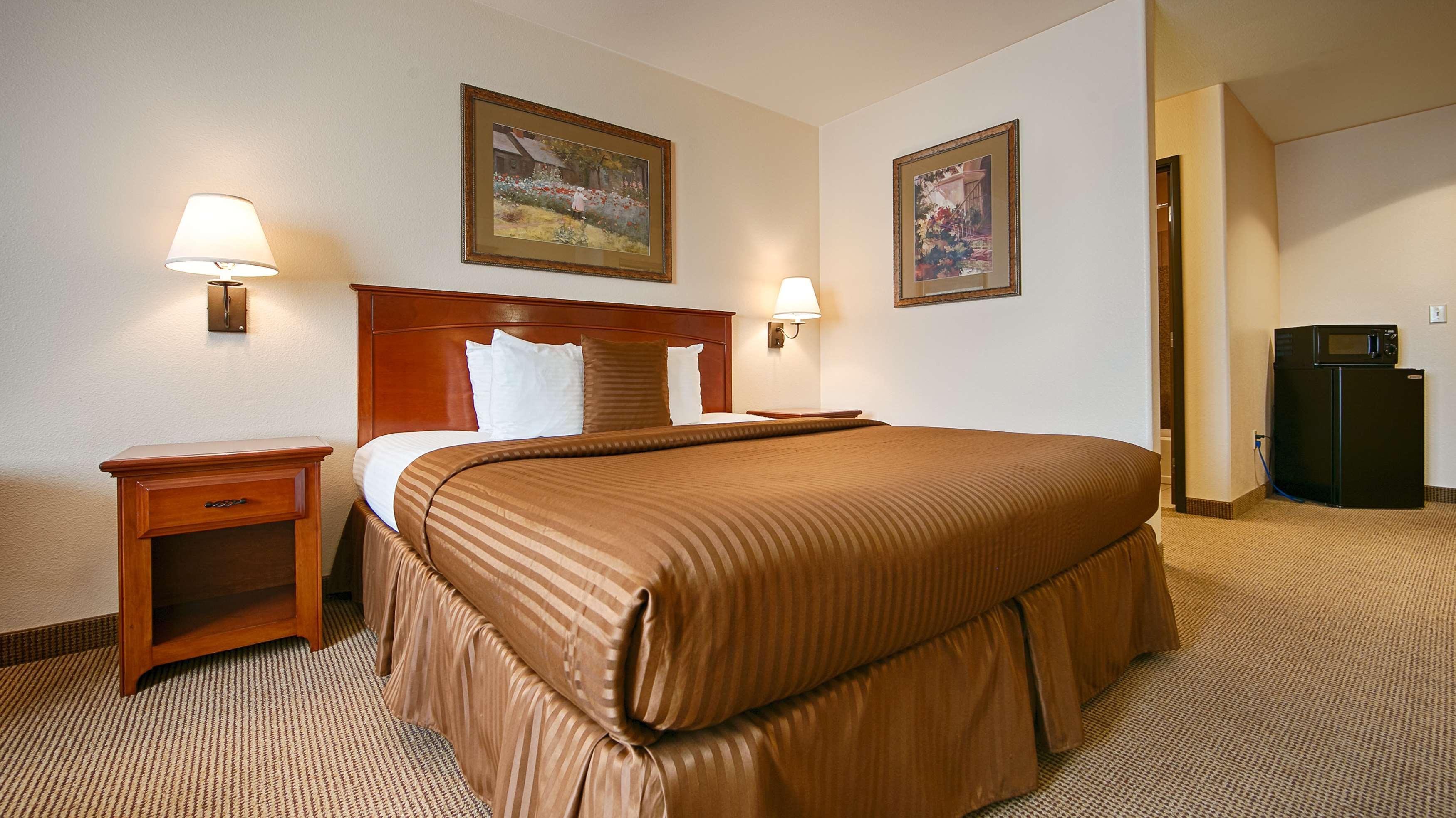Best Western Territorial Inn And Suites Bloomfield Bagian luar foto
