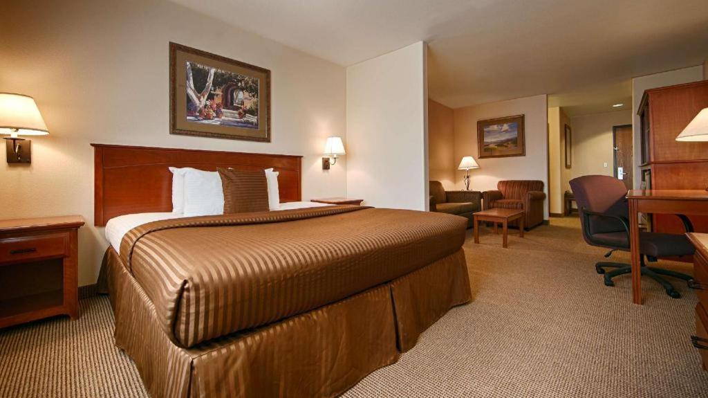 Best Western Territorial Inn And Suites Bloomfield Bagian luar foto