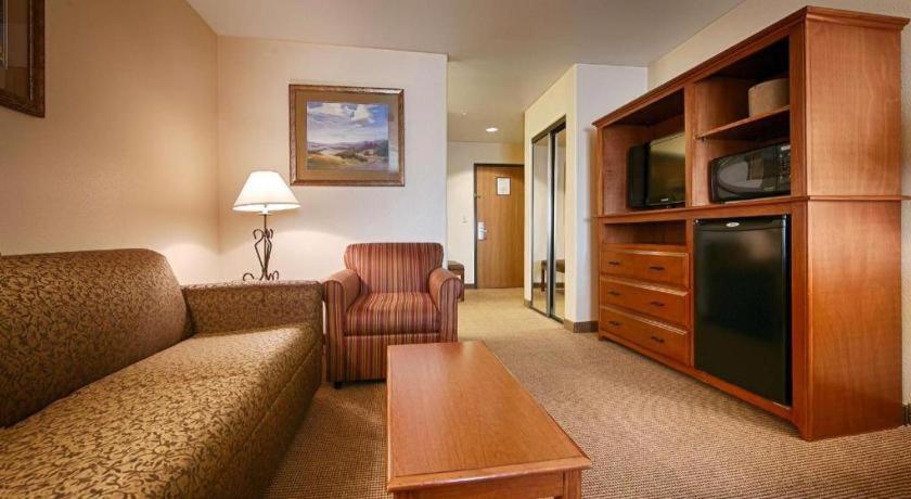 Best Western Territorial Inn And Suites Bloomfield Bagian luar foto