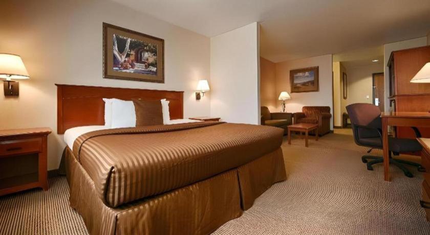 Best Western Territorial Inn And Suites Bloomfield Bagian luar foto