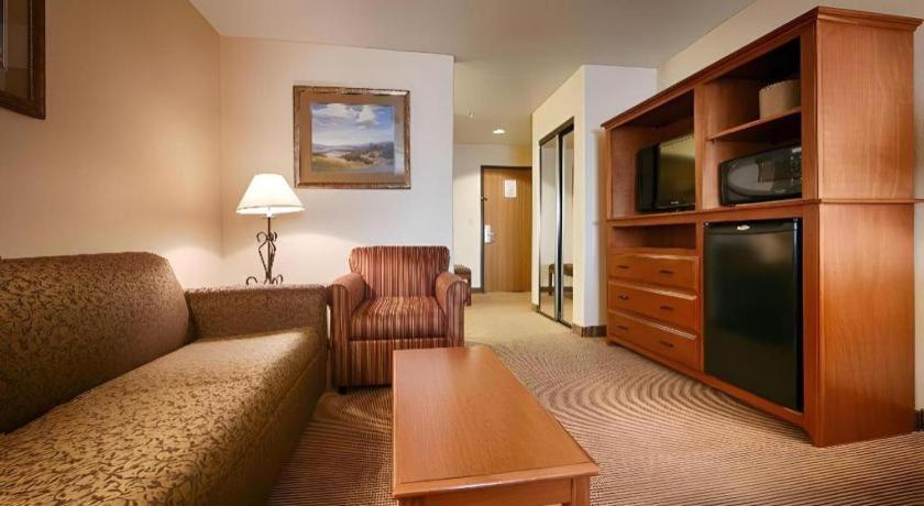 Best Western Territorial Inn And Suites Bloomfield Bagian luar foto
